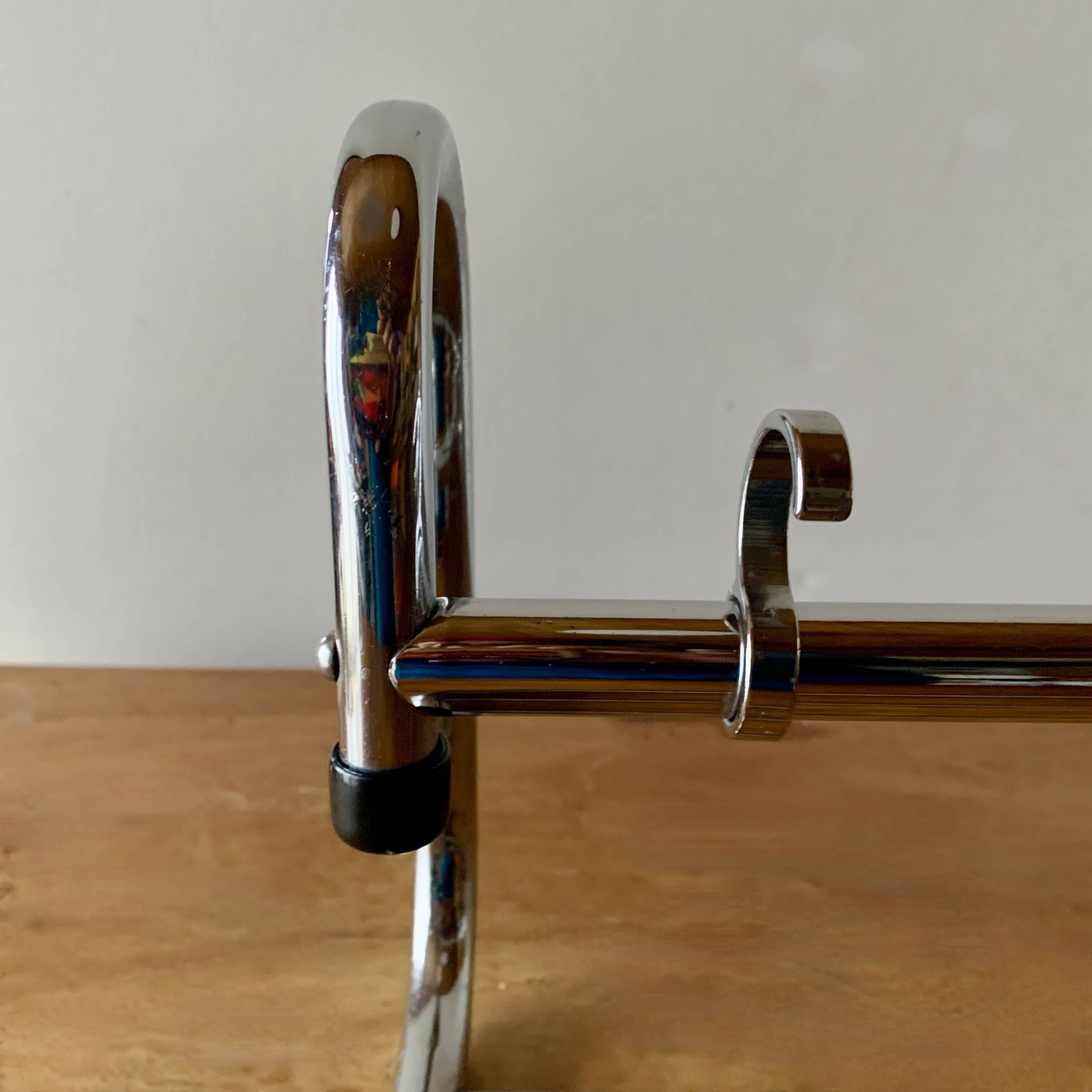 Bauhaus wall coat rack in chrome metal