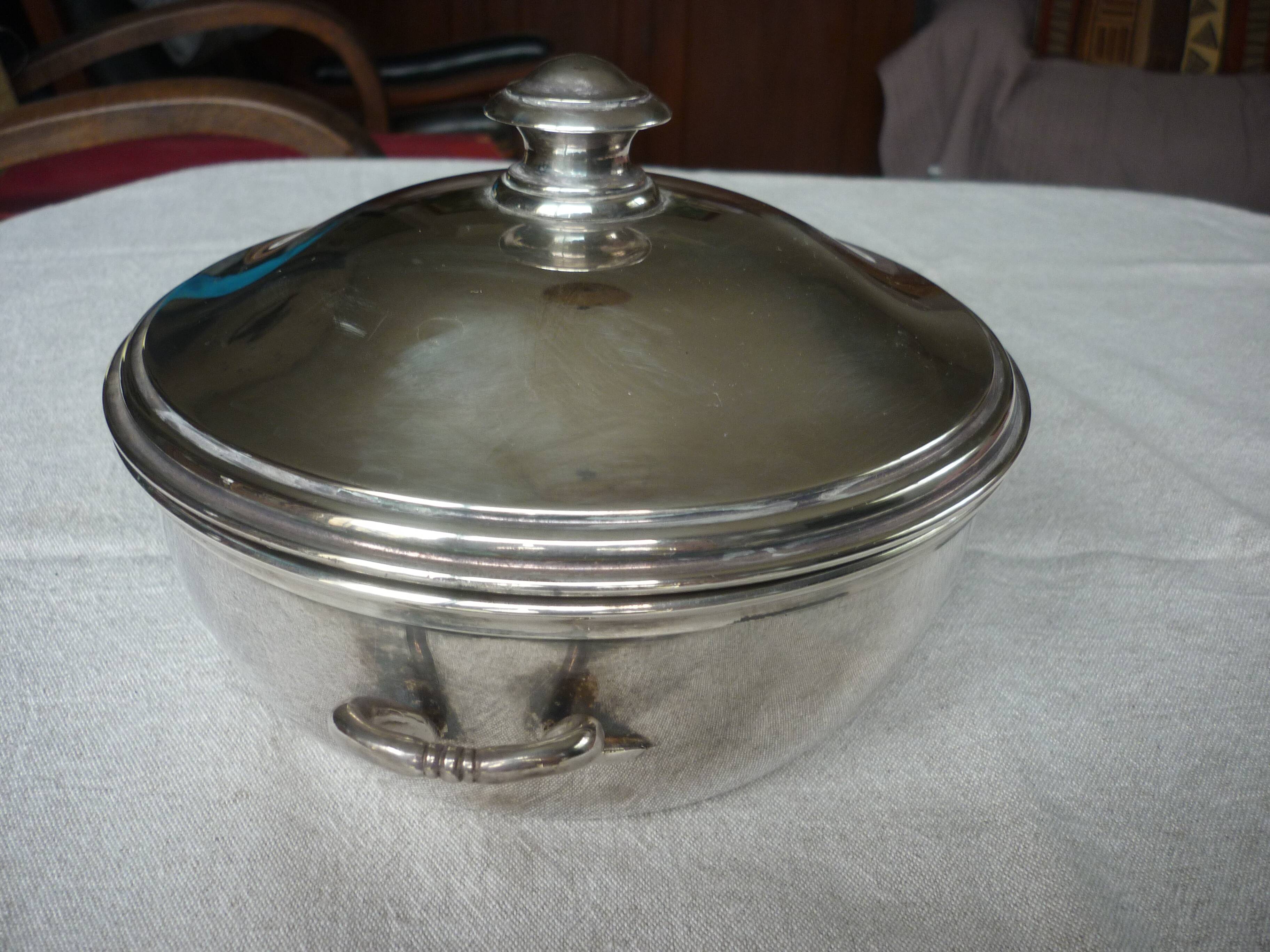 Legumier en metal argenté