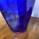vase mouchoir bleu cobalt
