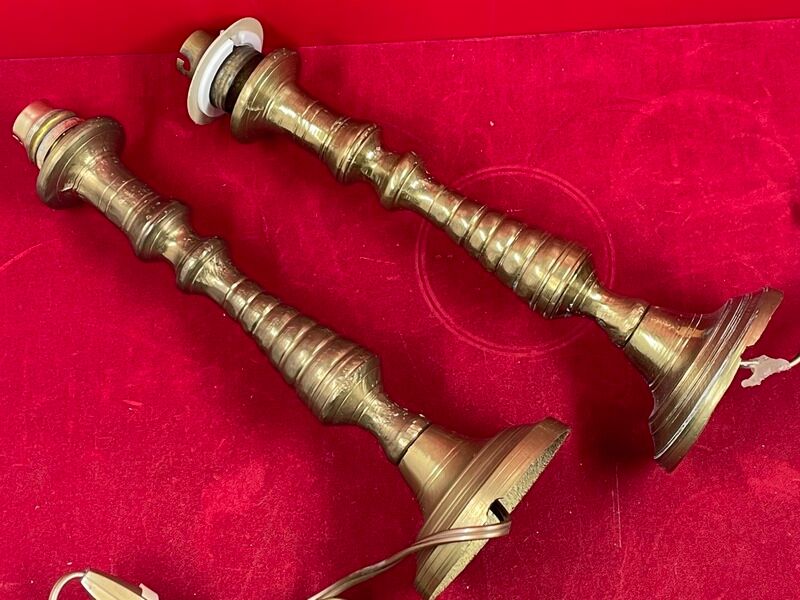 pair of brass lamp foot about 25 cm without the socket