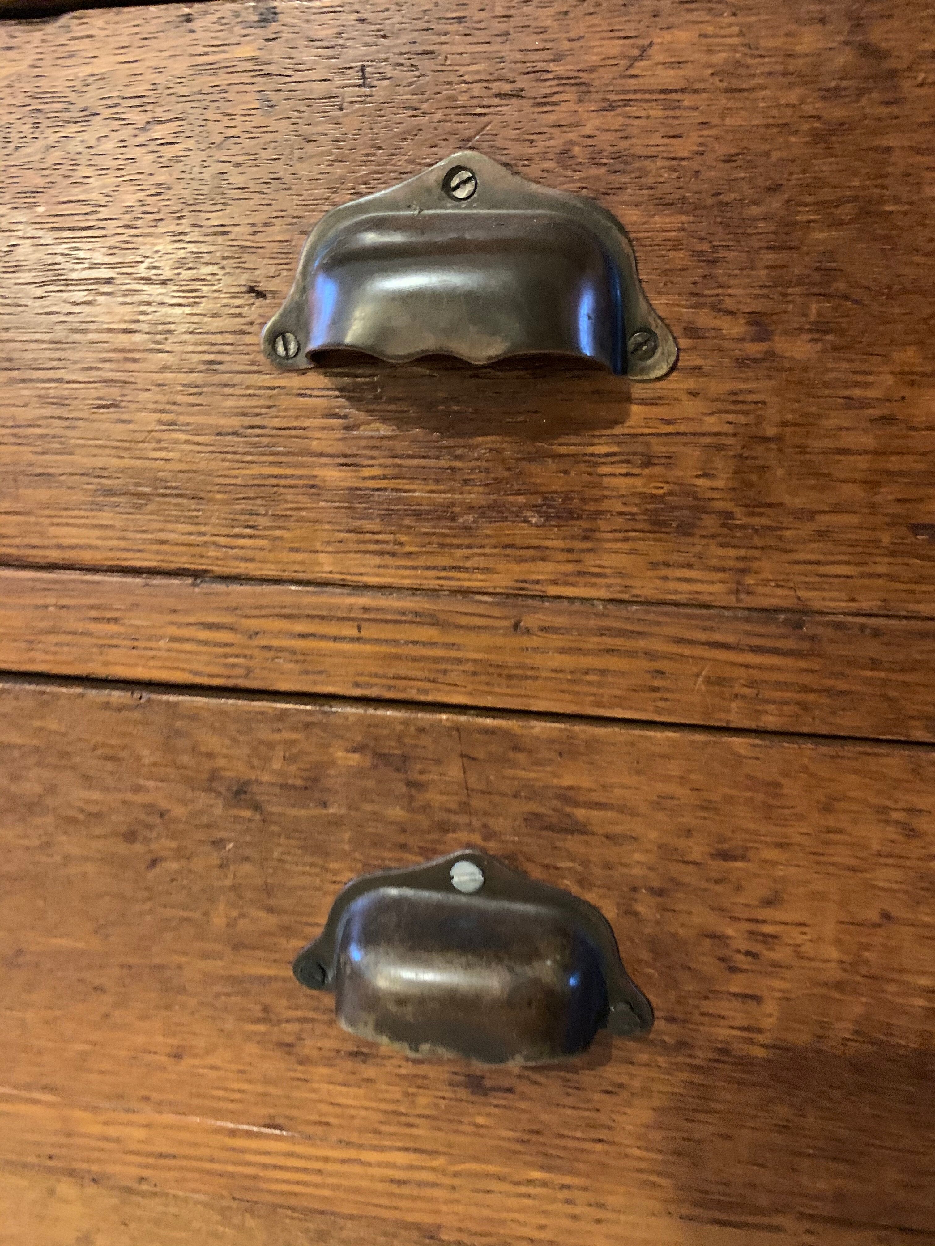 Extra furniture (chiffonnier)