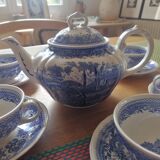 Villeroy and Boch teapot and cups