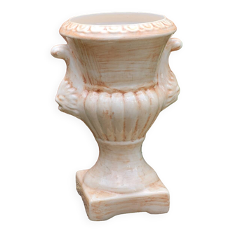 Cache pot medicis