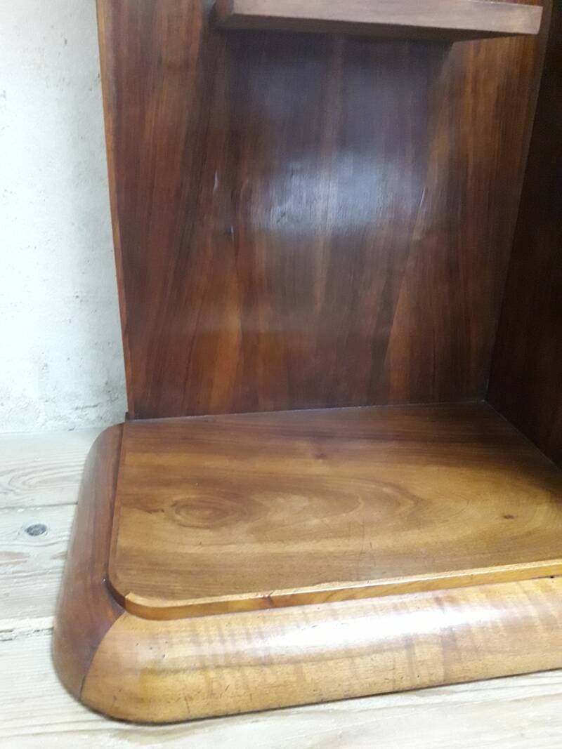 Art Deco dresser, solid walnut, veneer, 3 drawers, mirror.