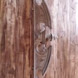 Shabby chic patina pediment