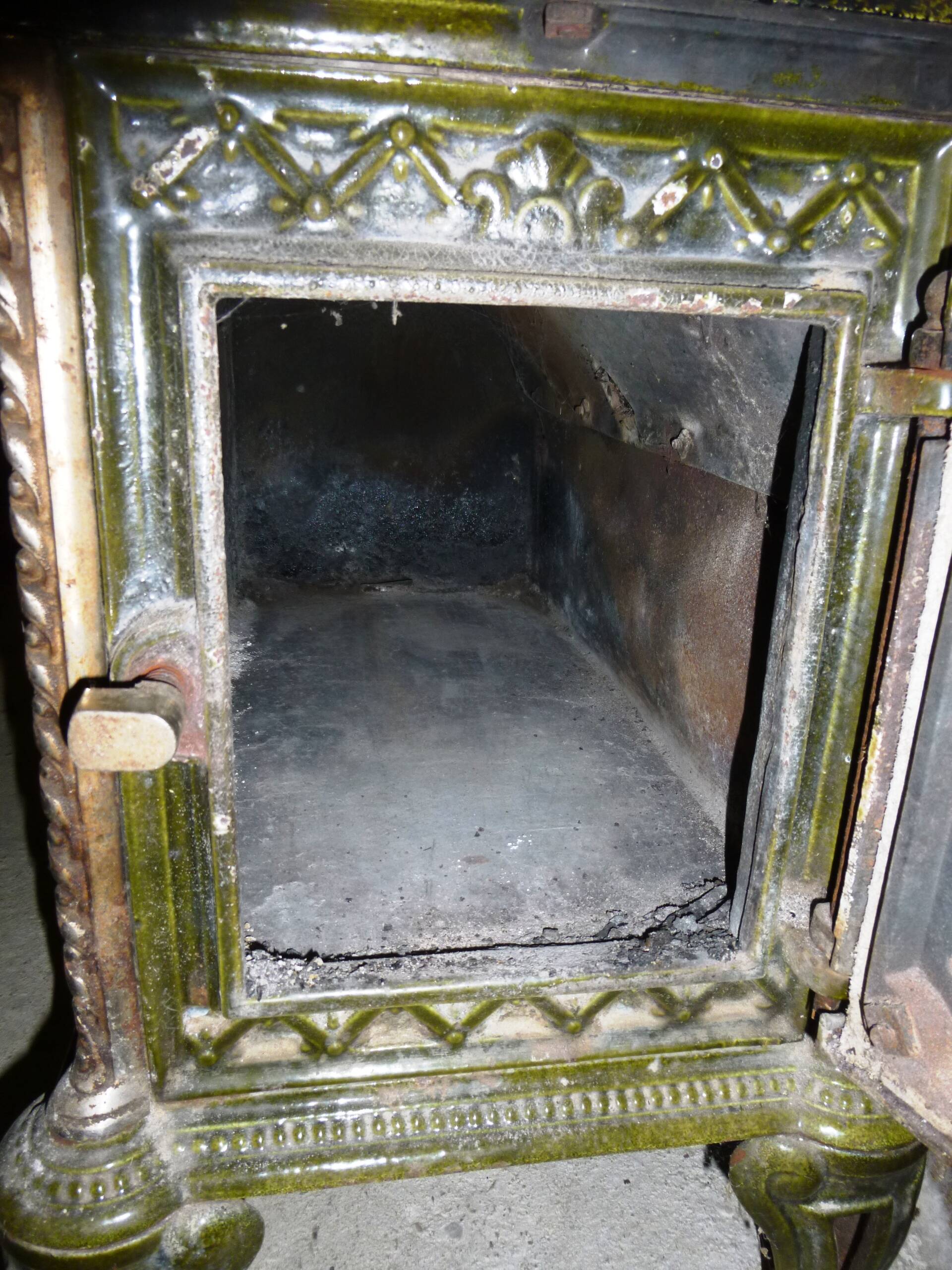 Godin “Heater” stove