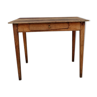 Farm table