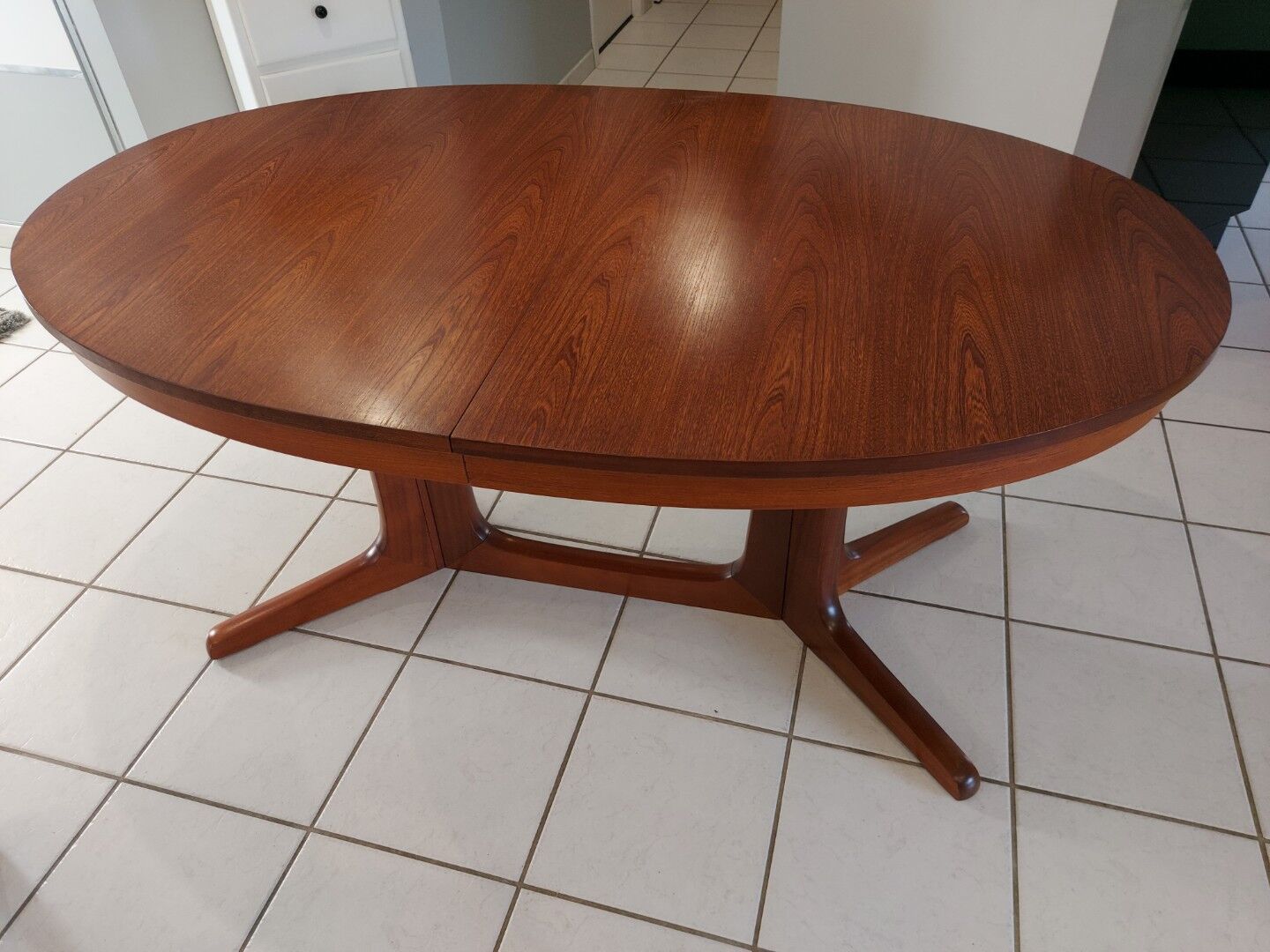 Vintage Baumann 1970s extendable table