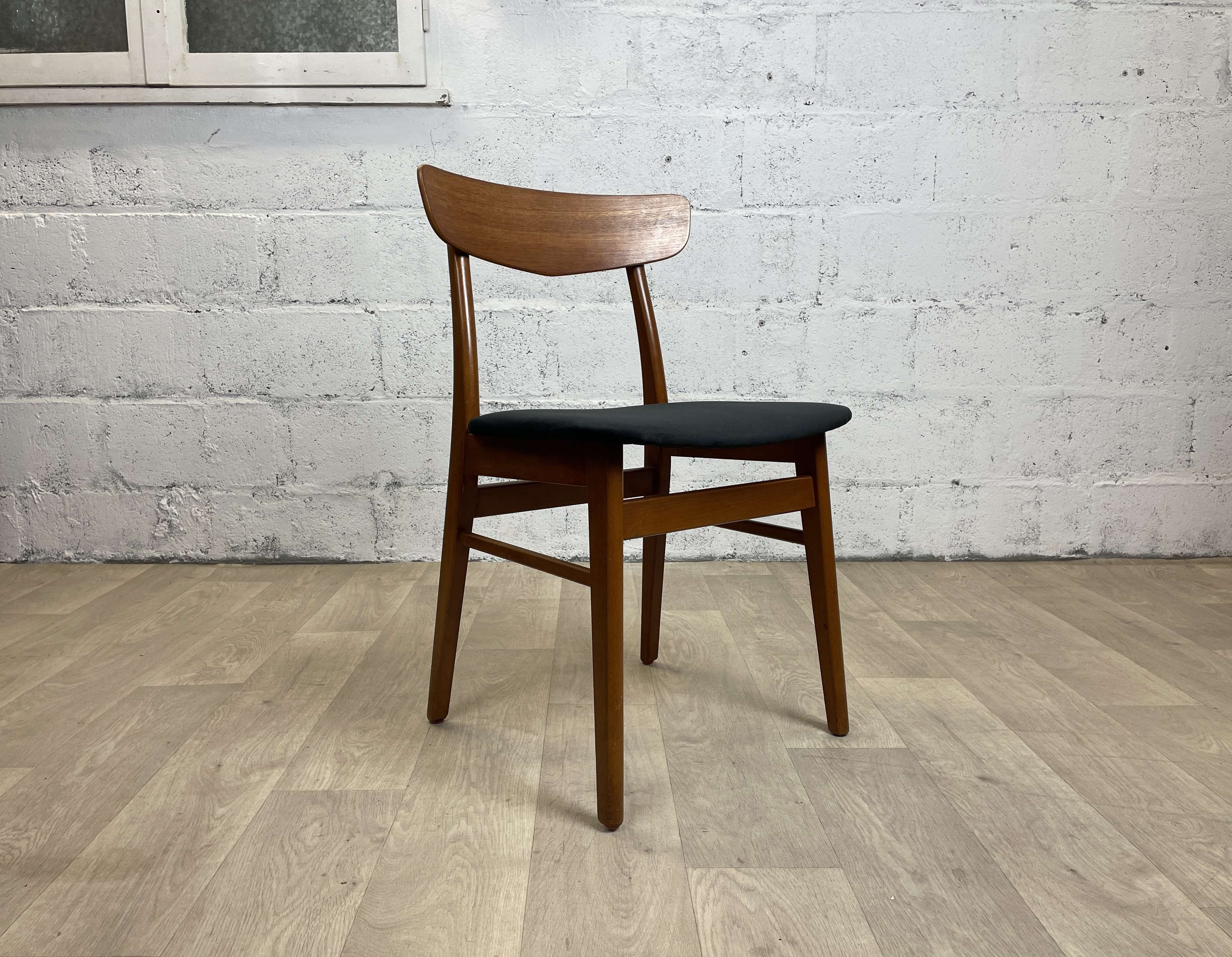 Set of 6 vintage Scandinavian teak dining chairs, 60s