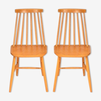 Paire de chaises scandinaves