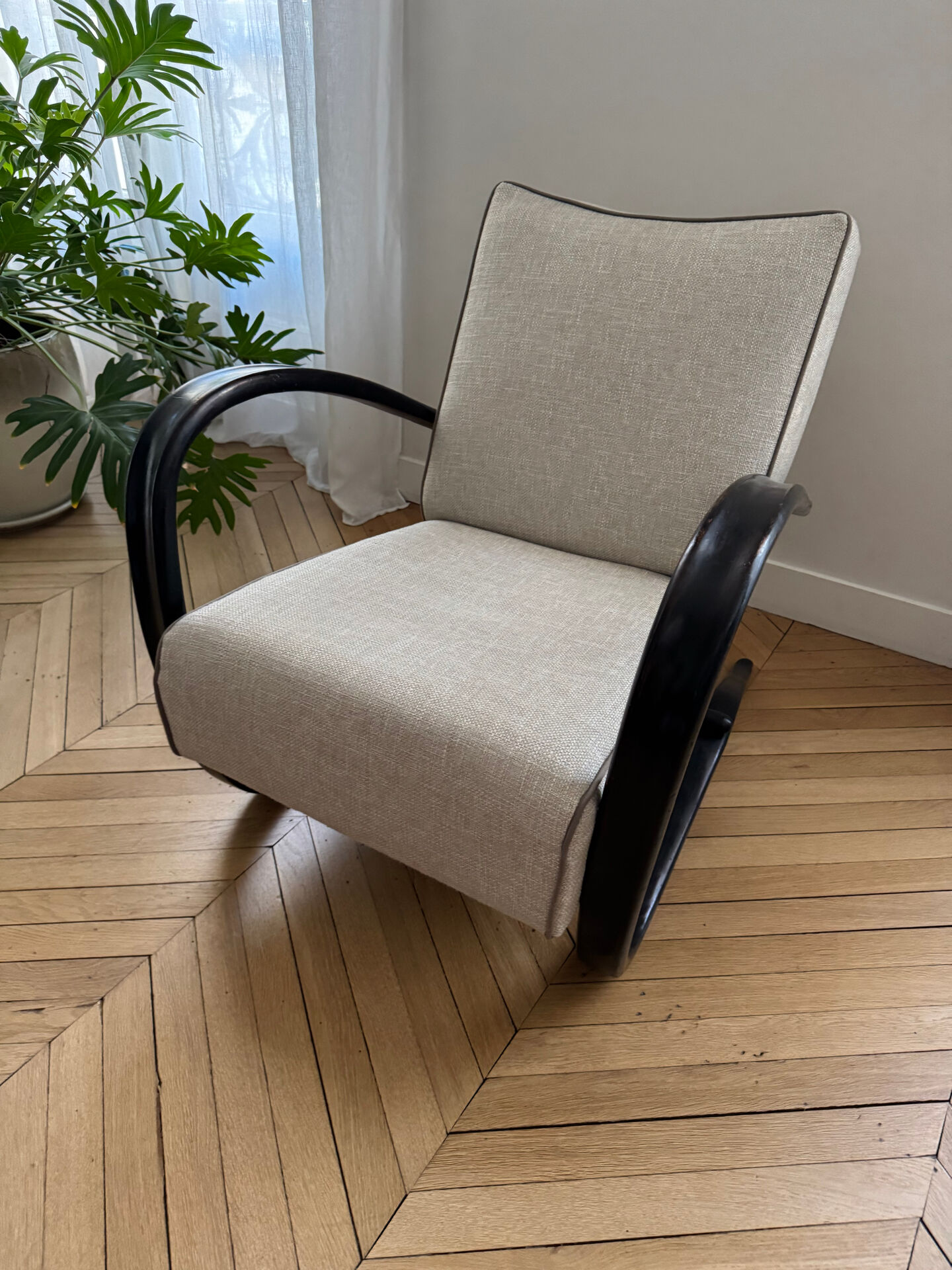 2 Armchairs Model H 269 by Jindrich Halabala, 1930-40s