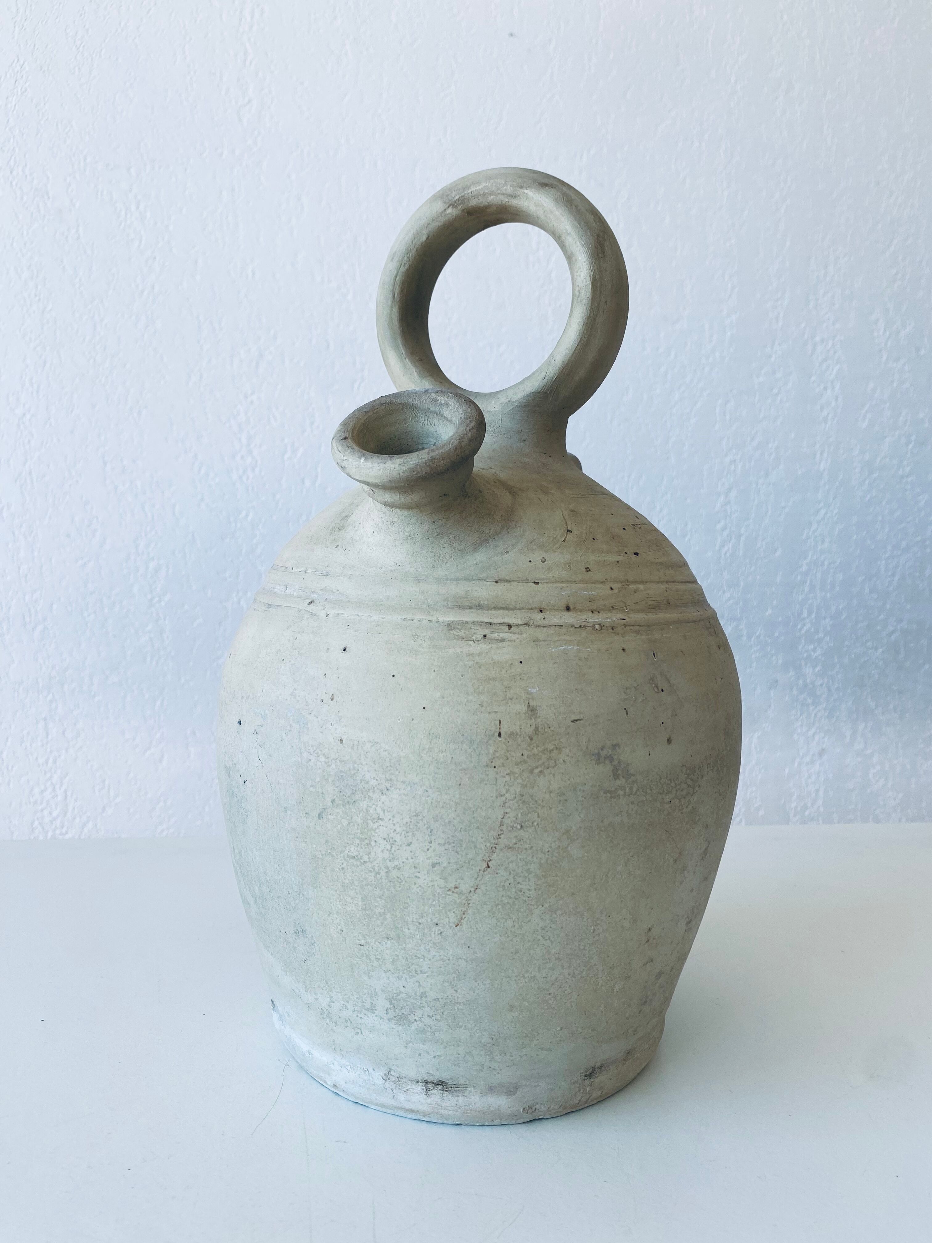 Gargoulette in white terracotta