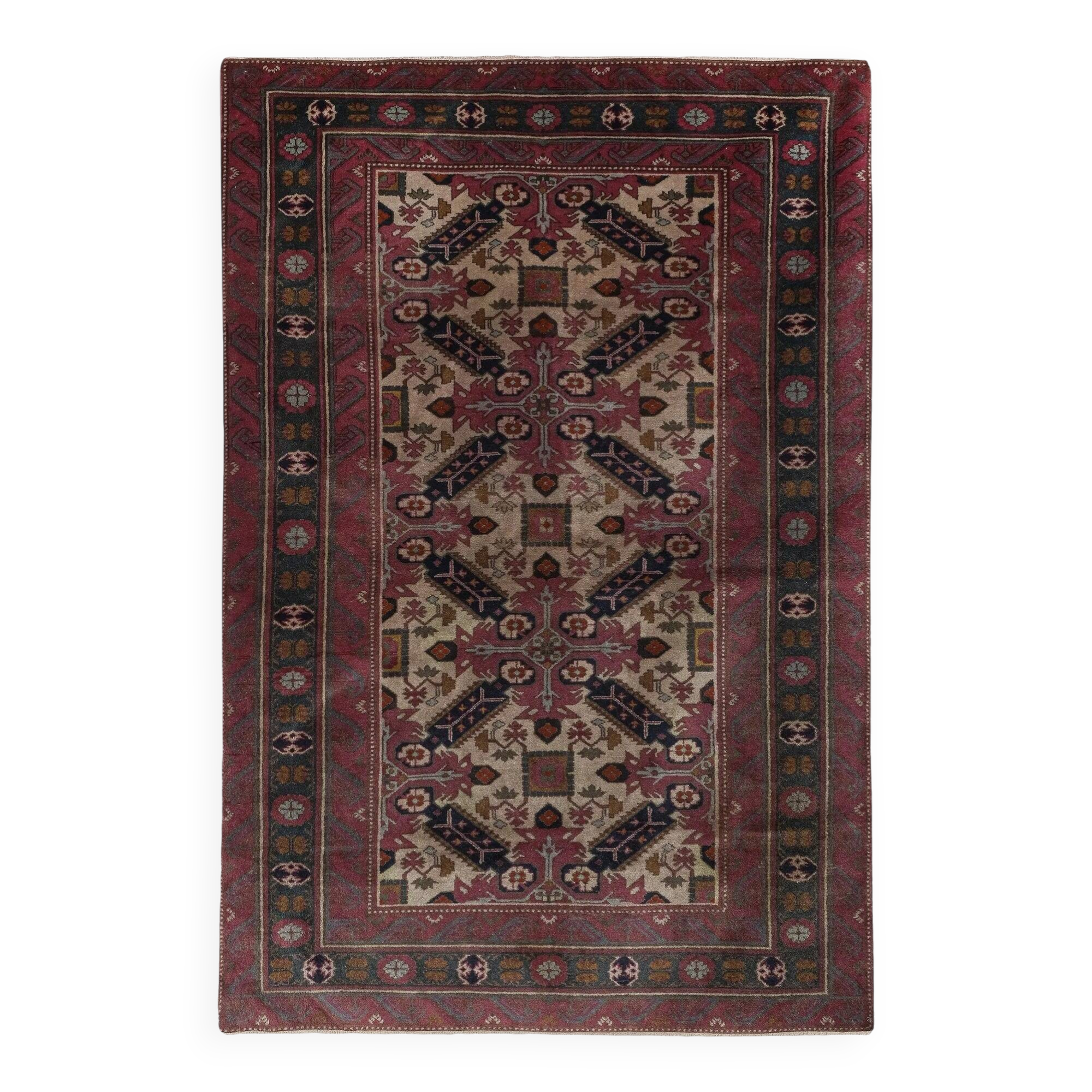 Vintage handmade Turkish rug 127x190 cm