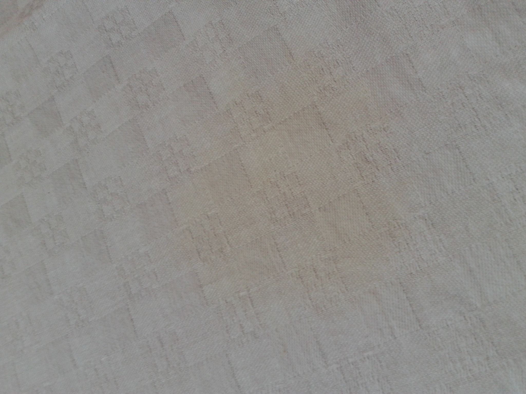 Nappe à thé en damassé de coton blanc et rouge