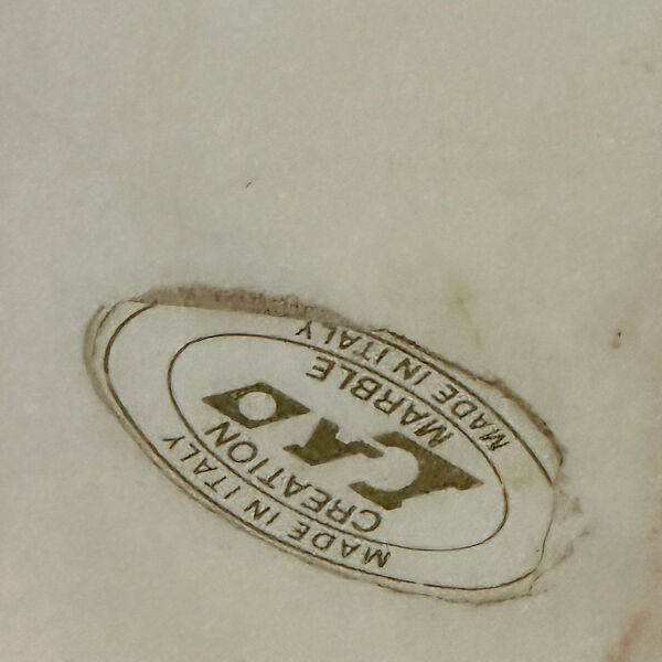 Fabuleuse table à manger italienne en marbre rose blush, années 1980.