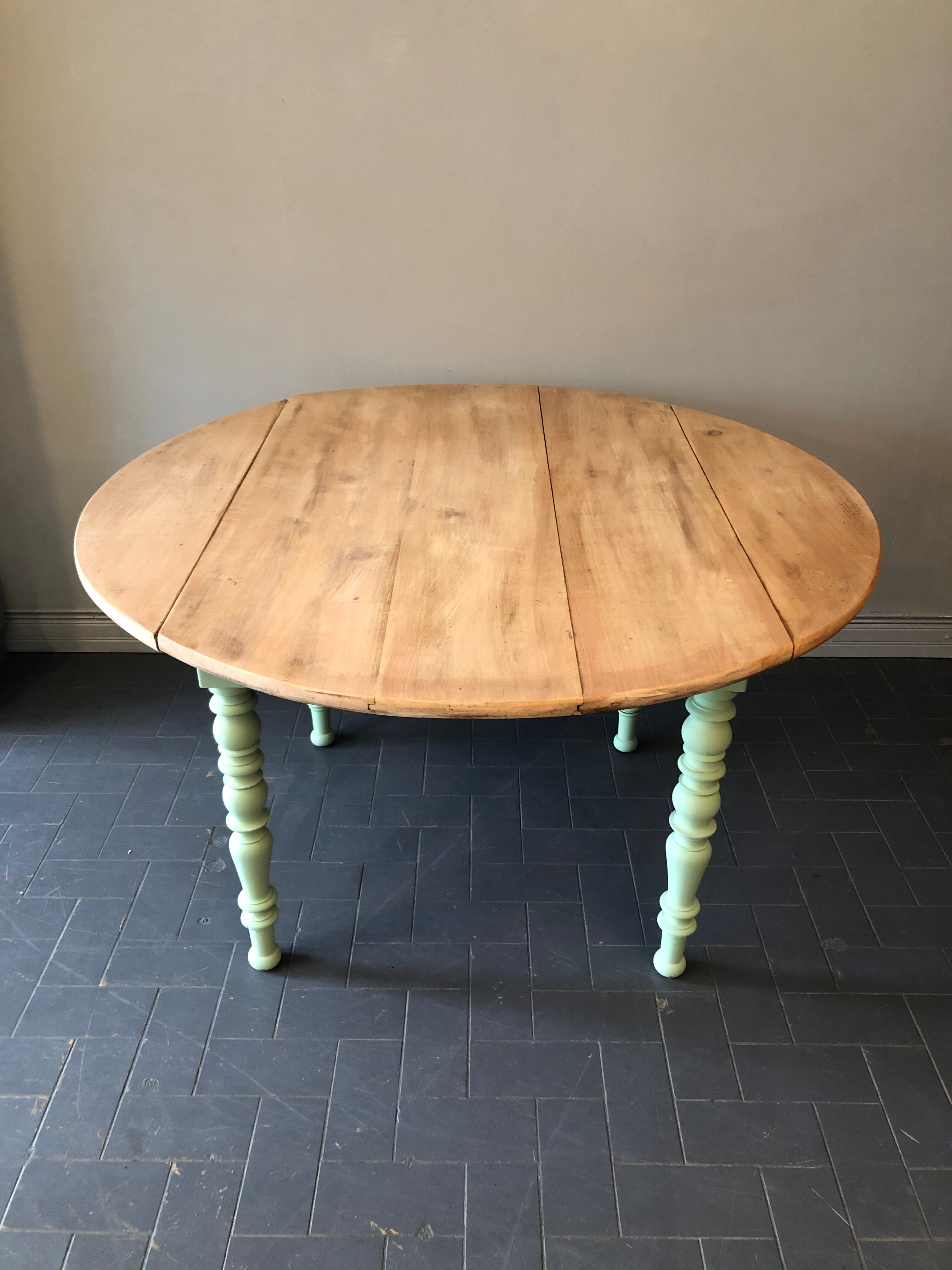 Table de ferme ronde à rabats