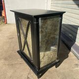 Petite meuble noir
