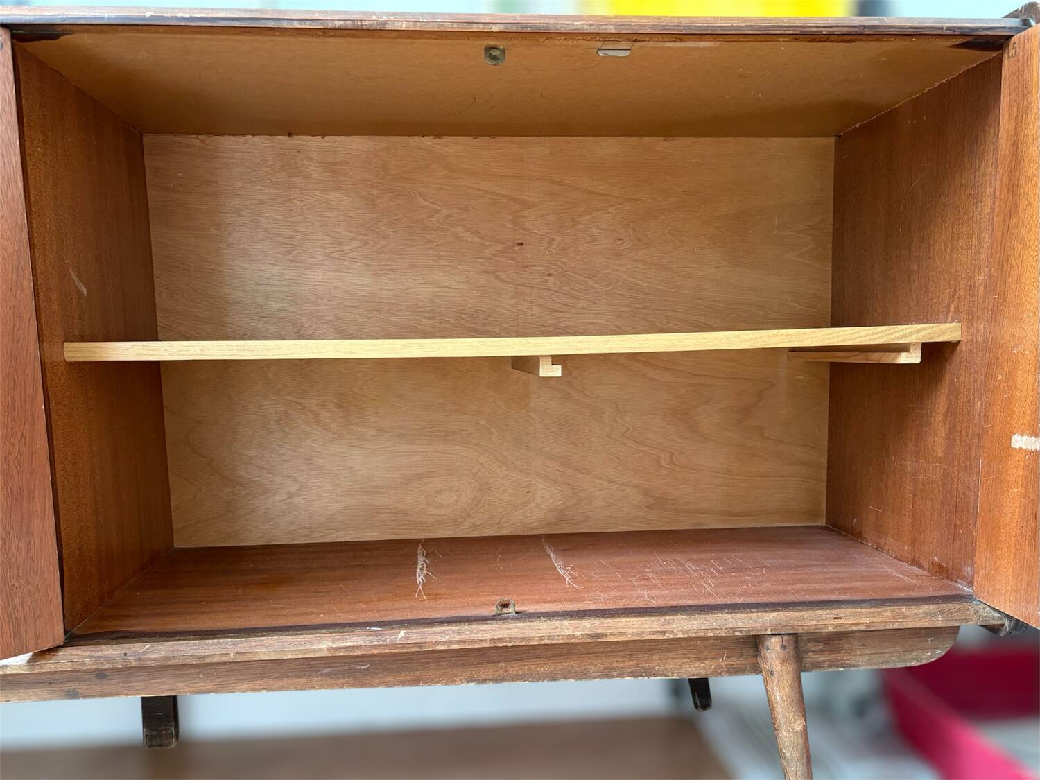 Buffet vintage années 60 – pièce rare
