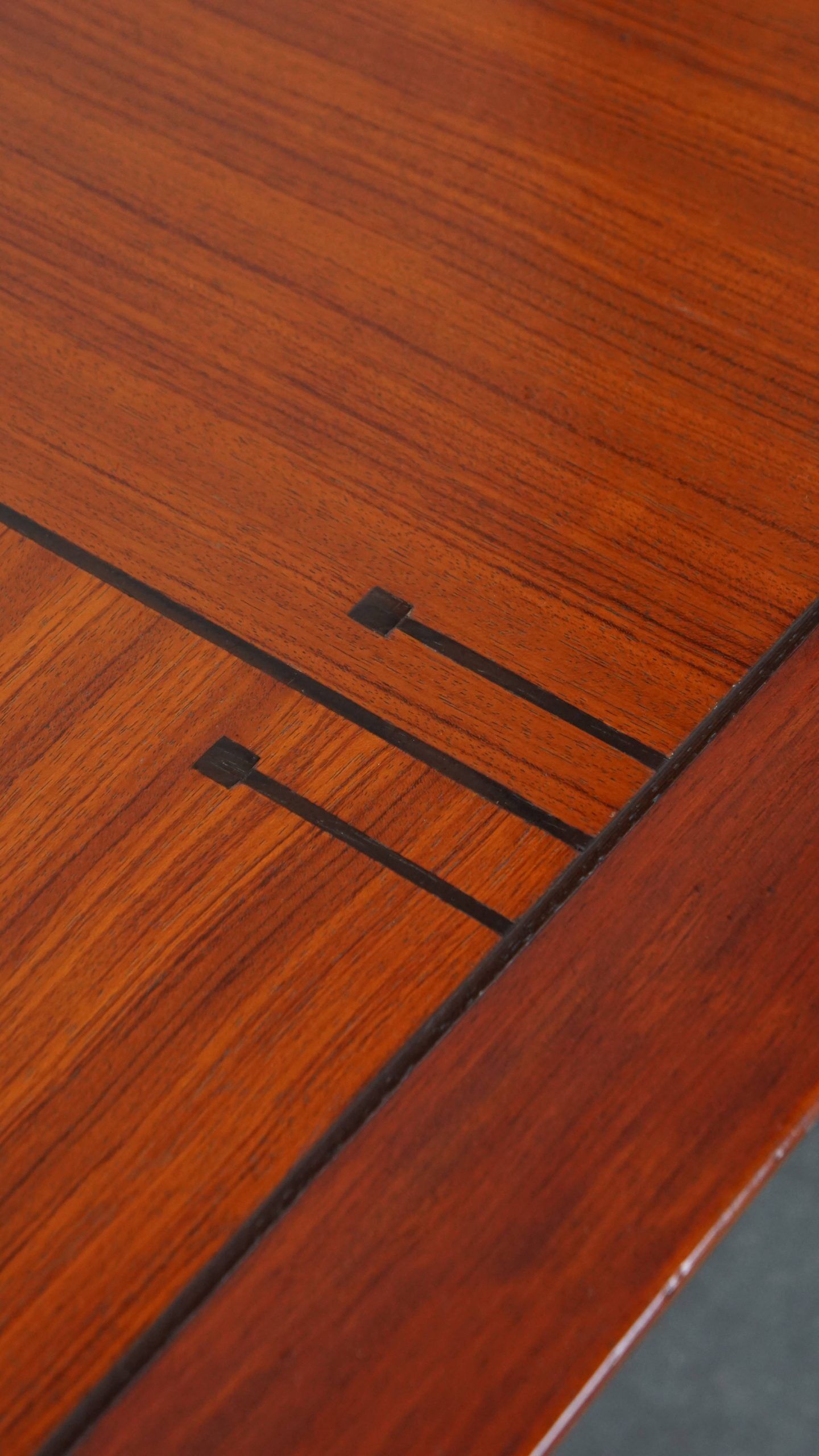 Square Art Deco coffee table by Schuitema from the Decoforma series