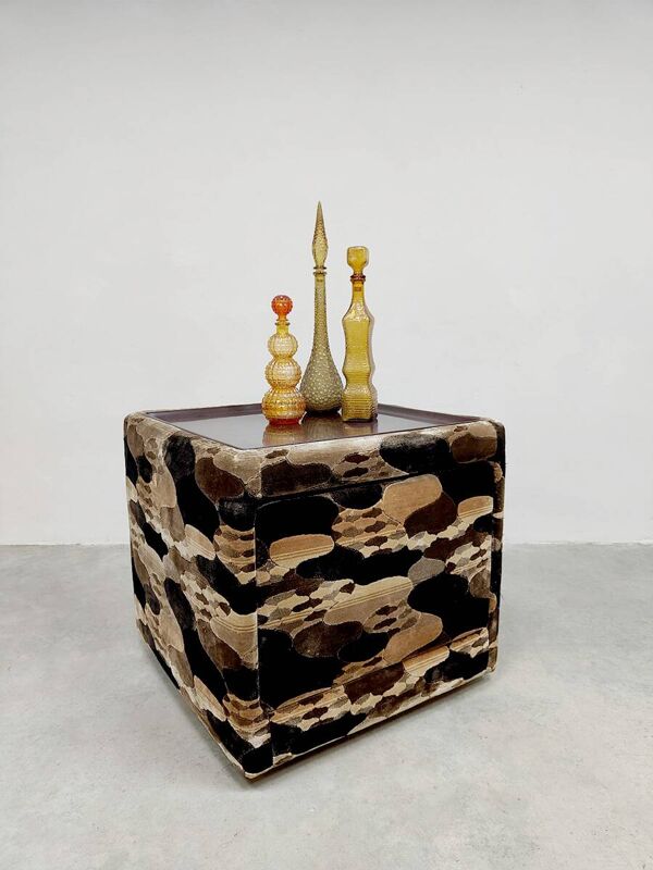 Table de chevet de table d'armoire de boîte de camouflage vintage