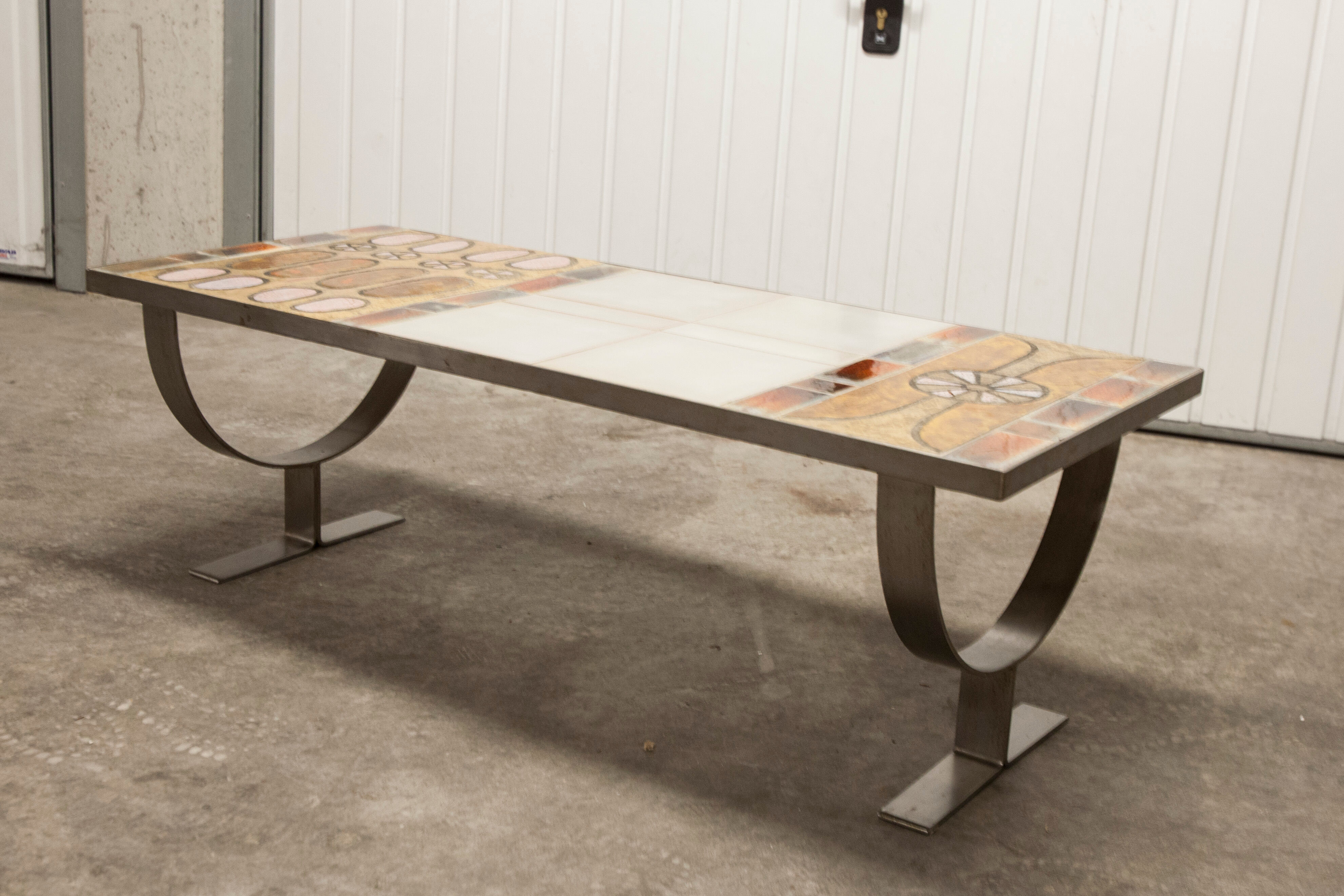 Ceramic coffee table and brushed steel Roche Bobois design Gregorieff 70s, 108x47cm