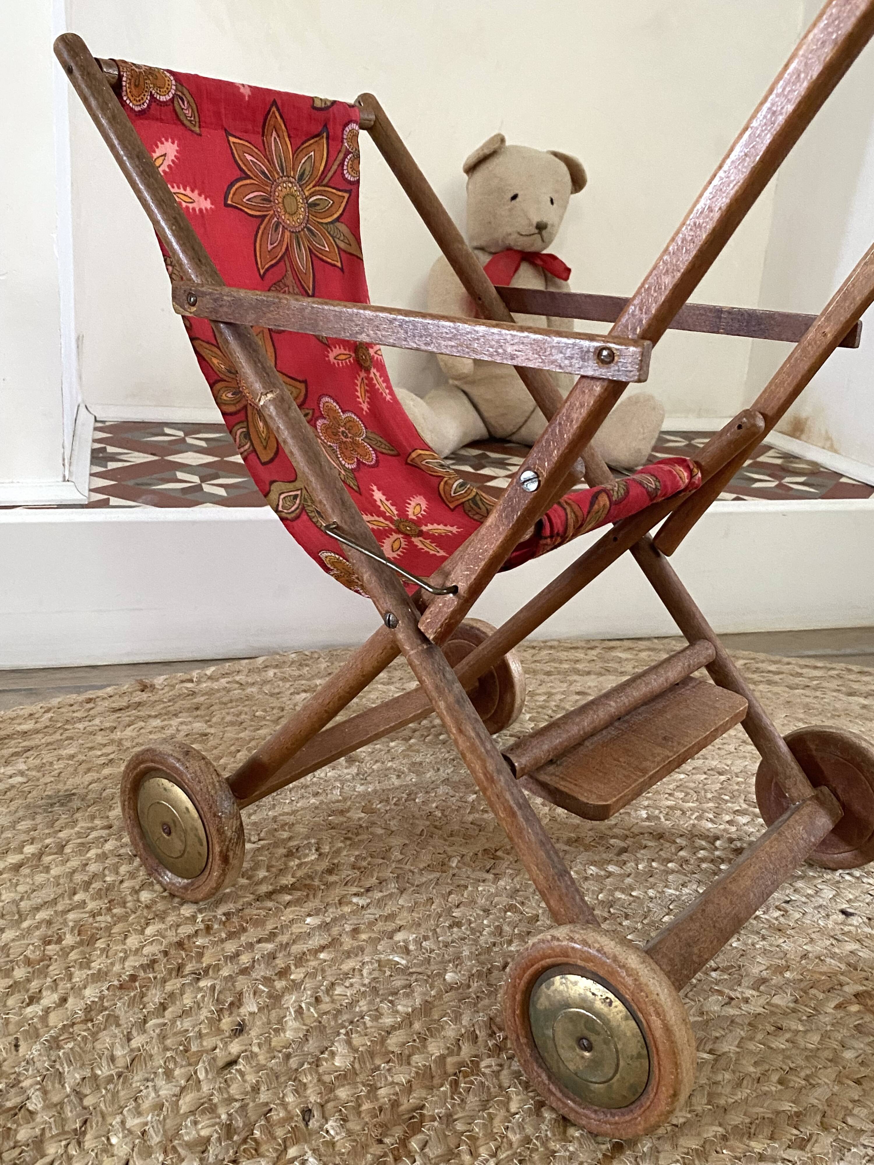 Doll pram vintage