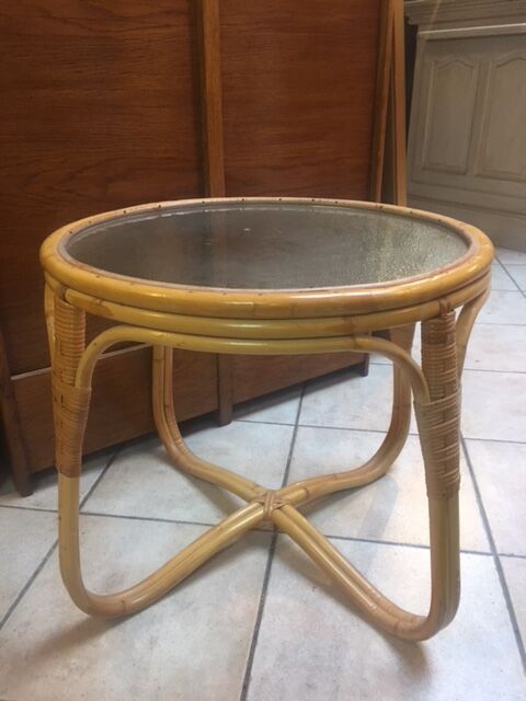 Rattan coffee table with glass top