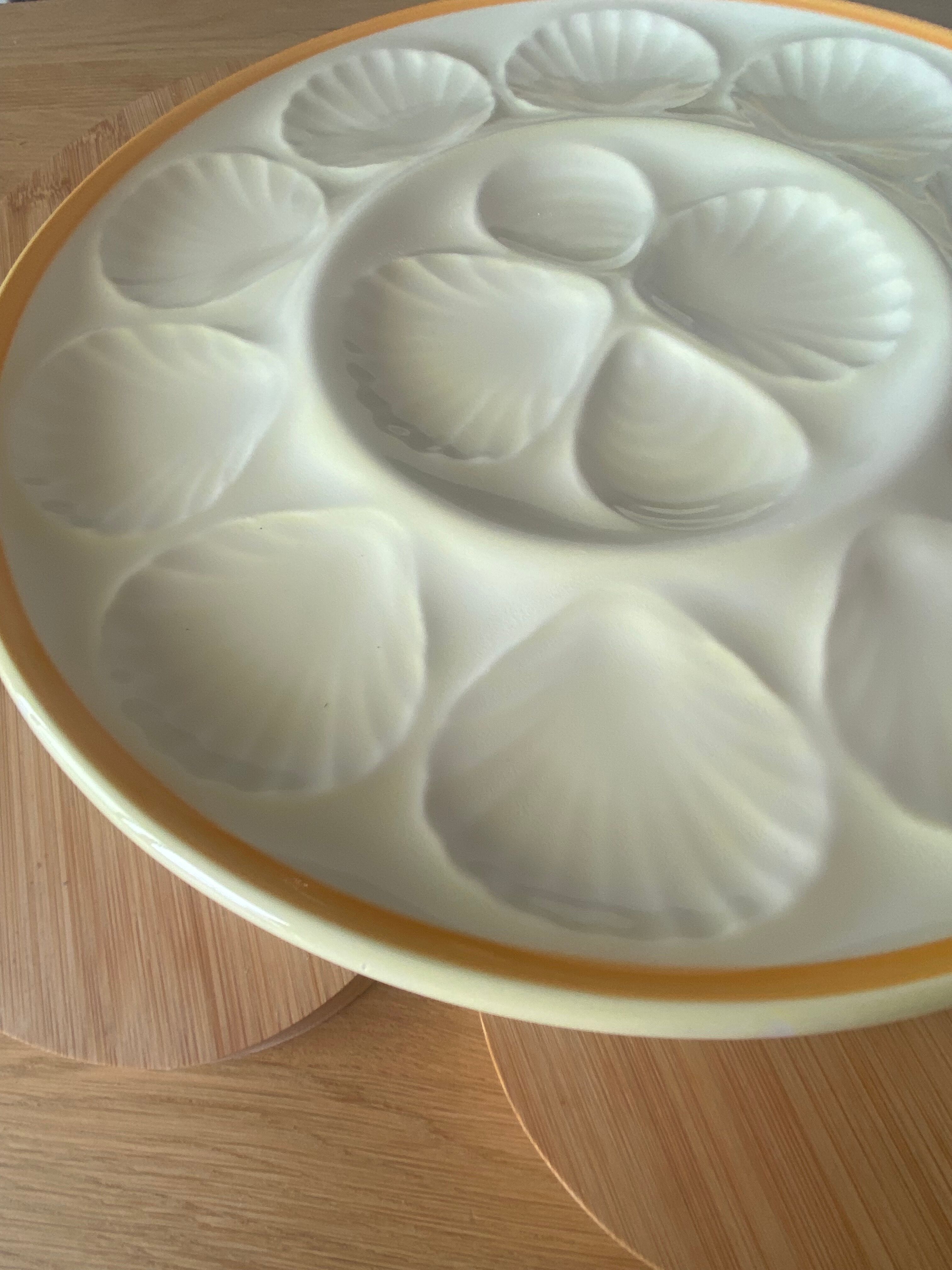 Large Moulin des loups oyster dish