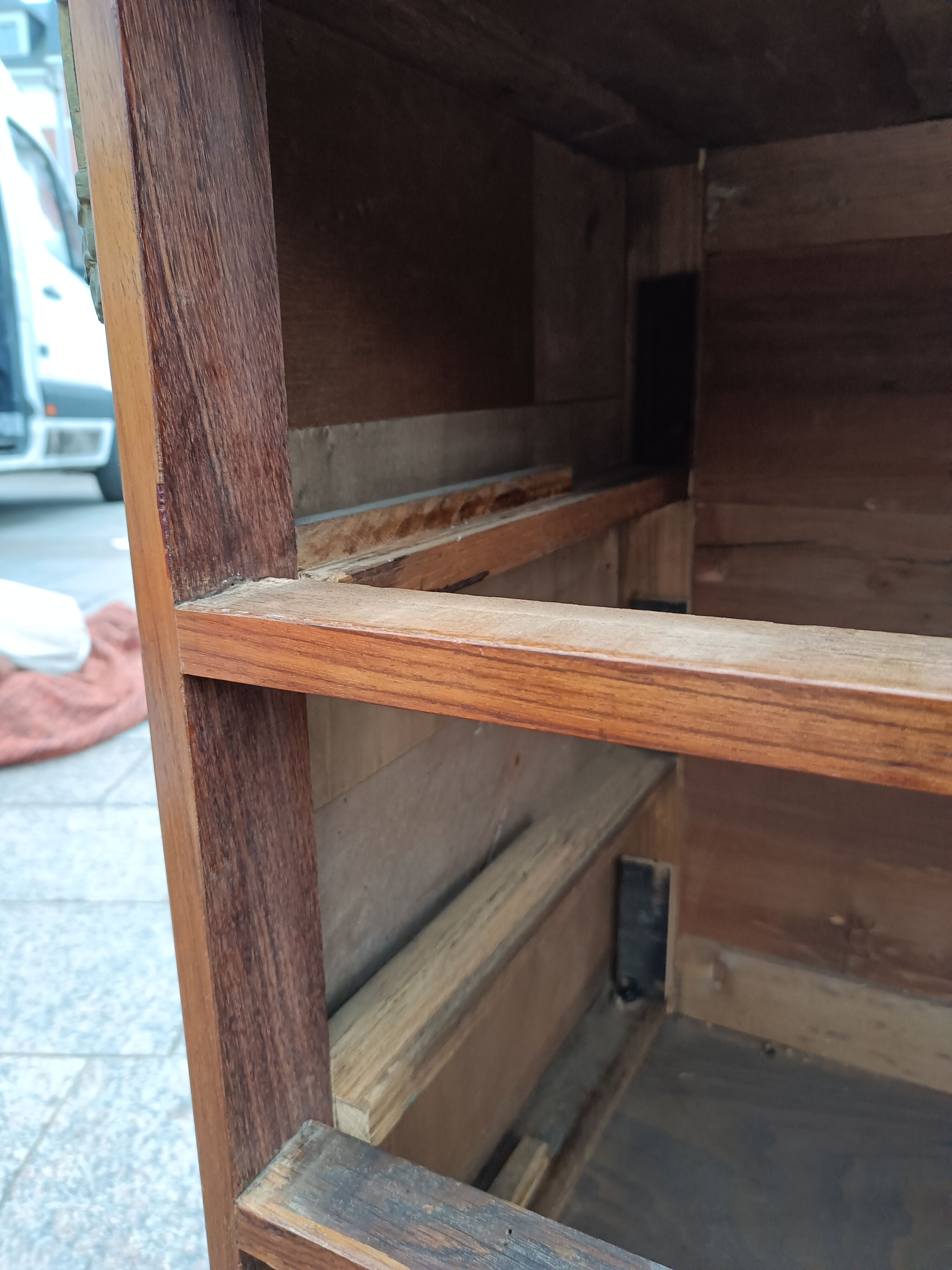 Old Louis XVI style chest of drawers in marquetry