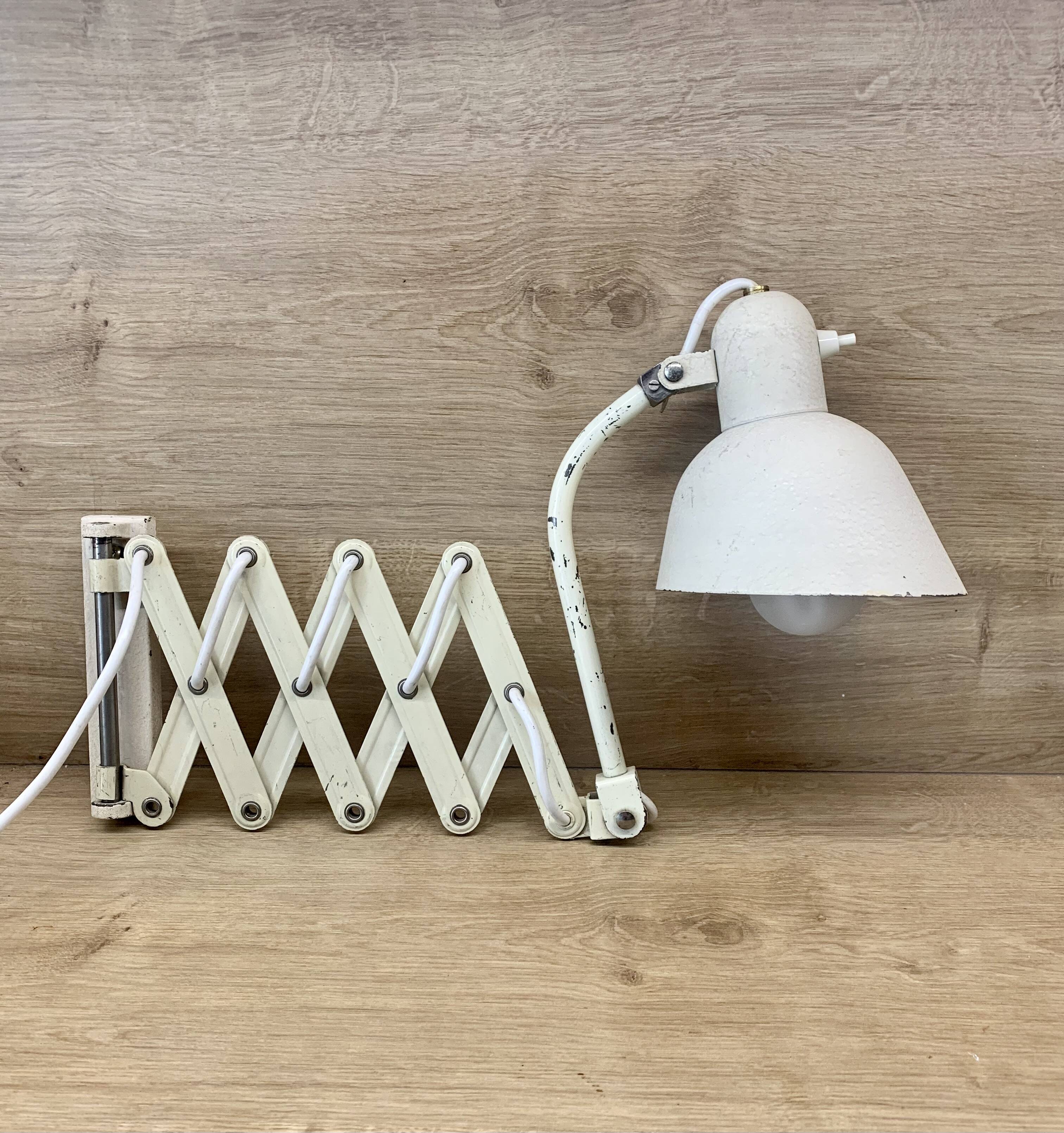 Scissor wall lamp, 1960s