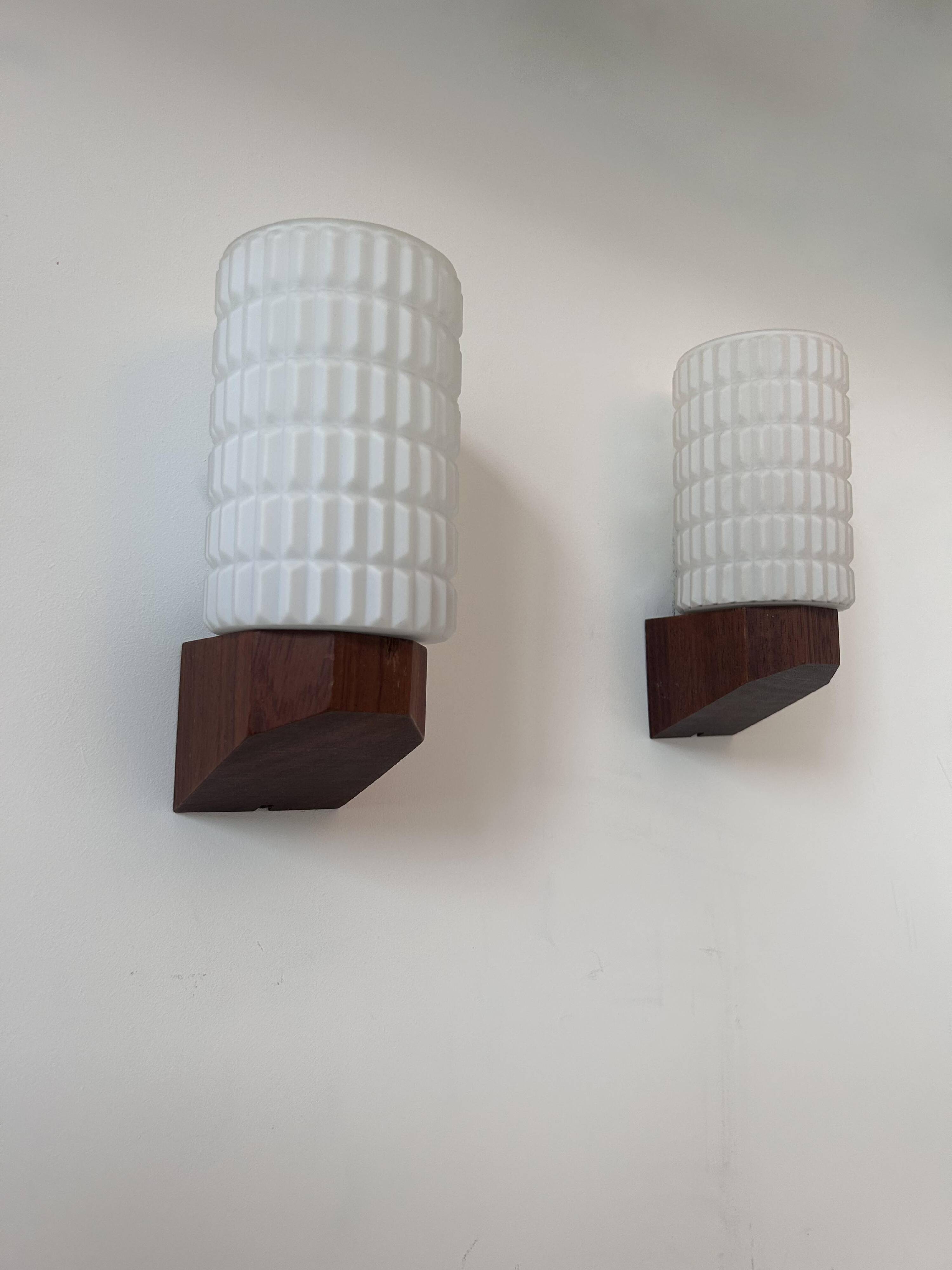 Pair of vintage wall lights, teak and opaline, Philips Netherlands 1950