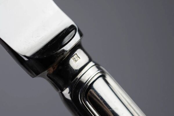 Christofle – Pelle à tarte en métal argenté, modèle Spatours avec écrin d’origine