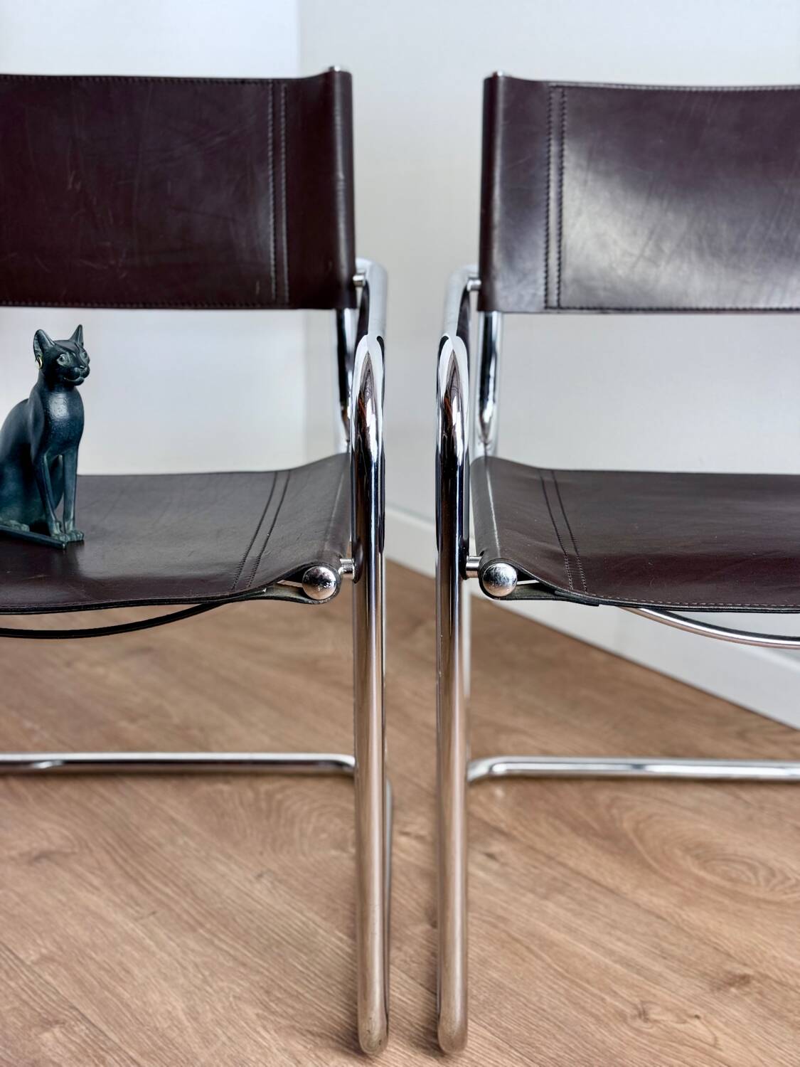 Set of 2 chairs by Fasem