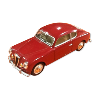 Voiture miniature Lancia Aurelia GT 1320 (1951)  Solido