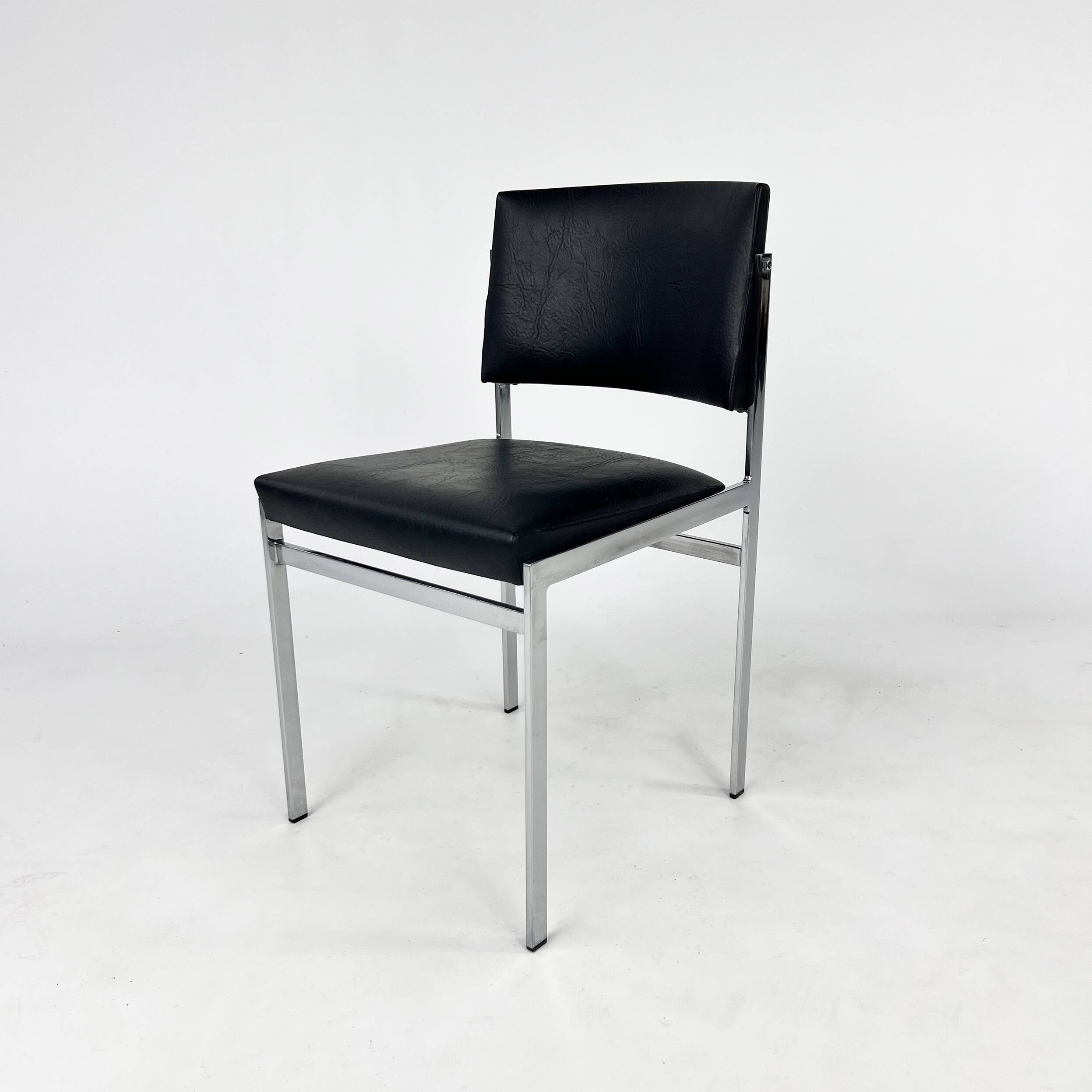 Set of 4 vintage dining chairs, Belgium, 1980