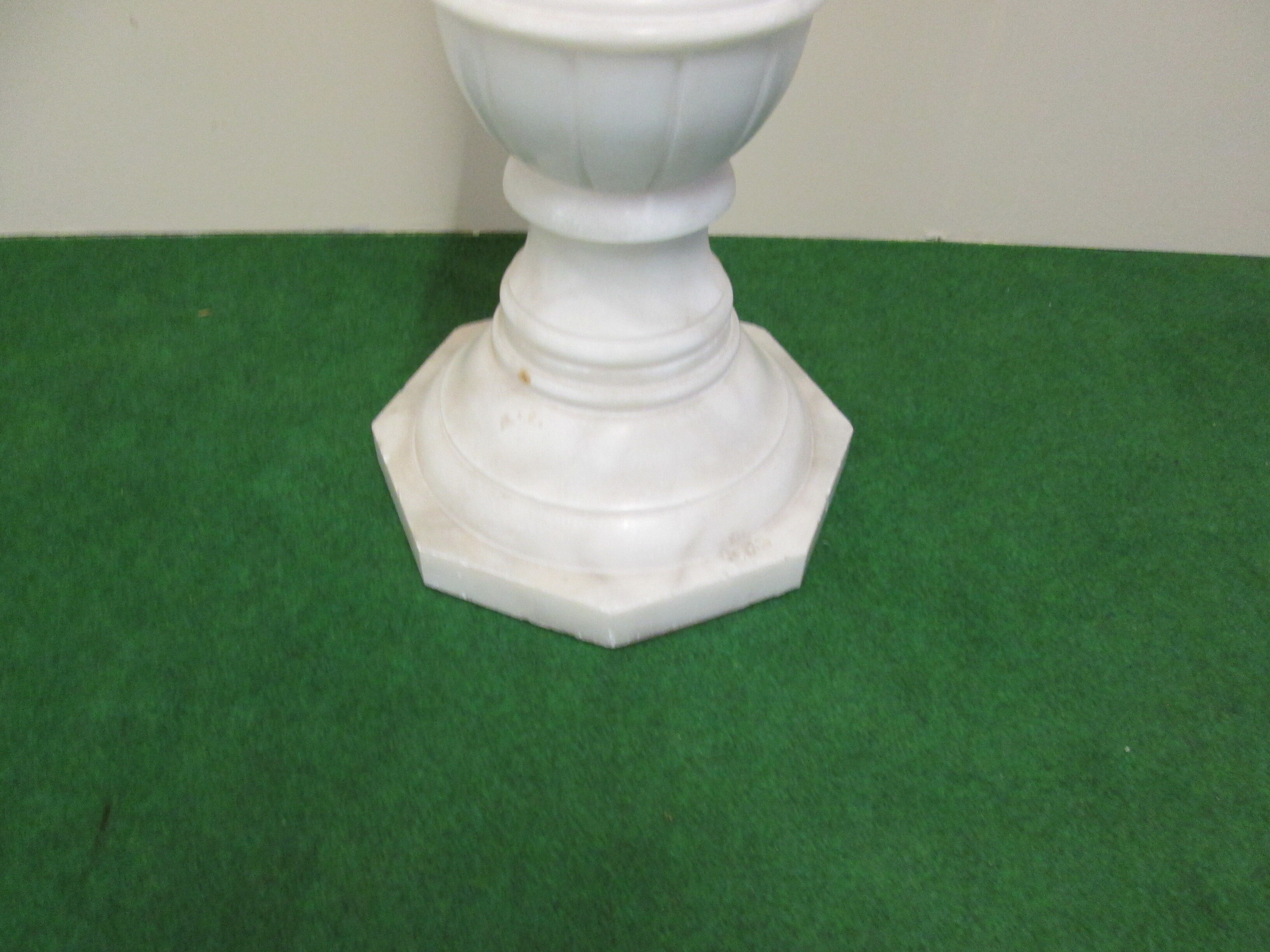 Column in alabaster