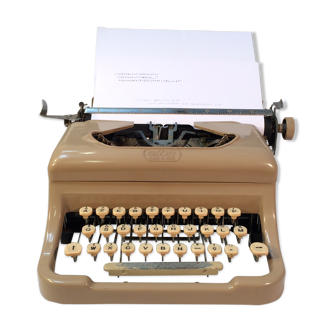 Alba typewriter, Made in Italy 1954