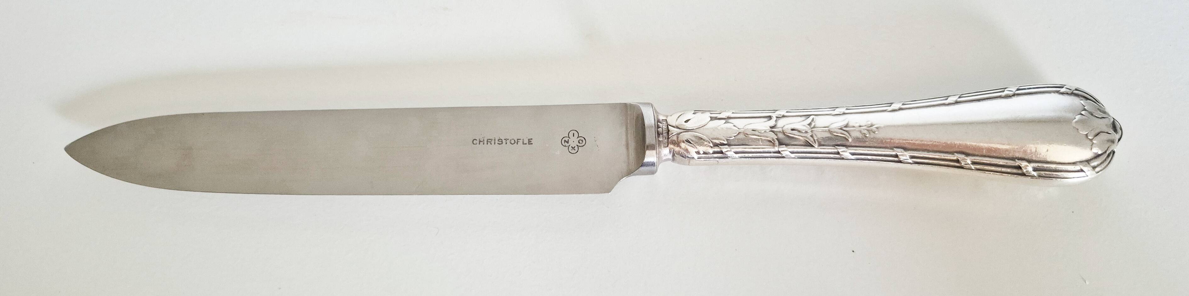 Lot de 6 couteaux de table Christofle ,  lame inox et manche en argent