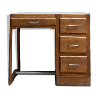 Petit bureau demi-ministre