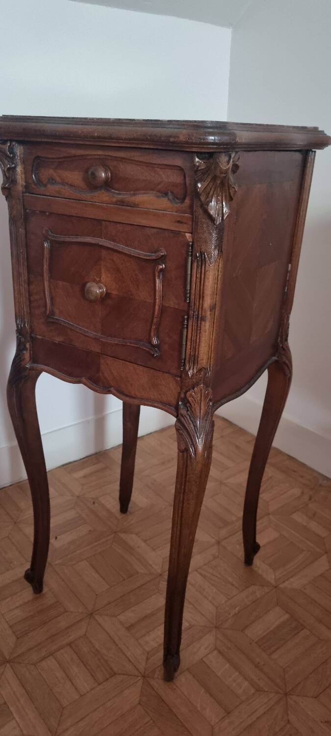 1  table de Chevet vintage