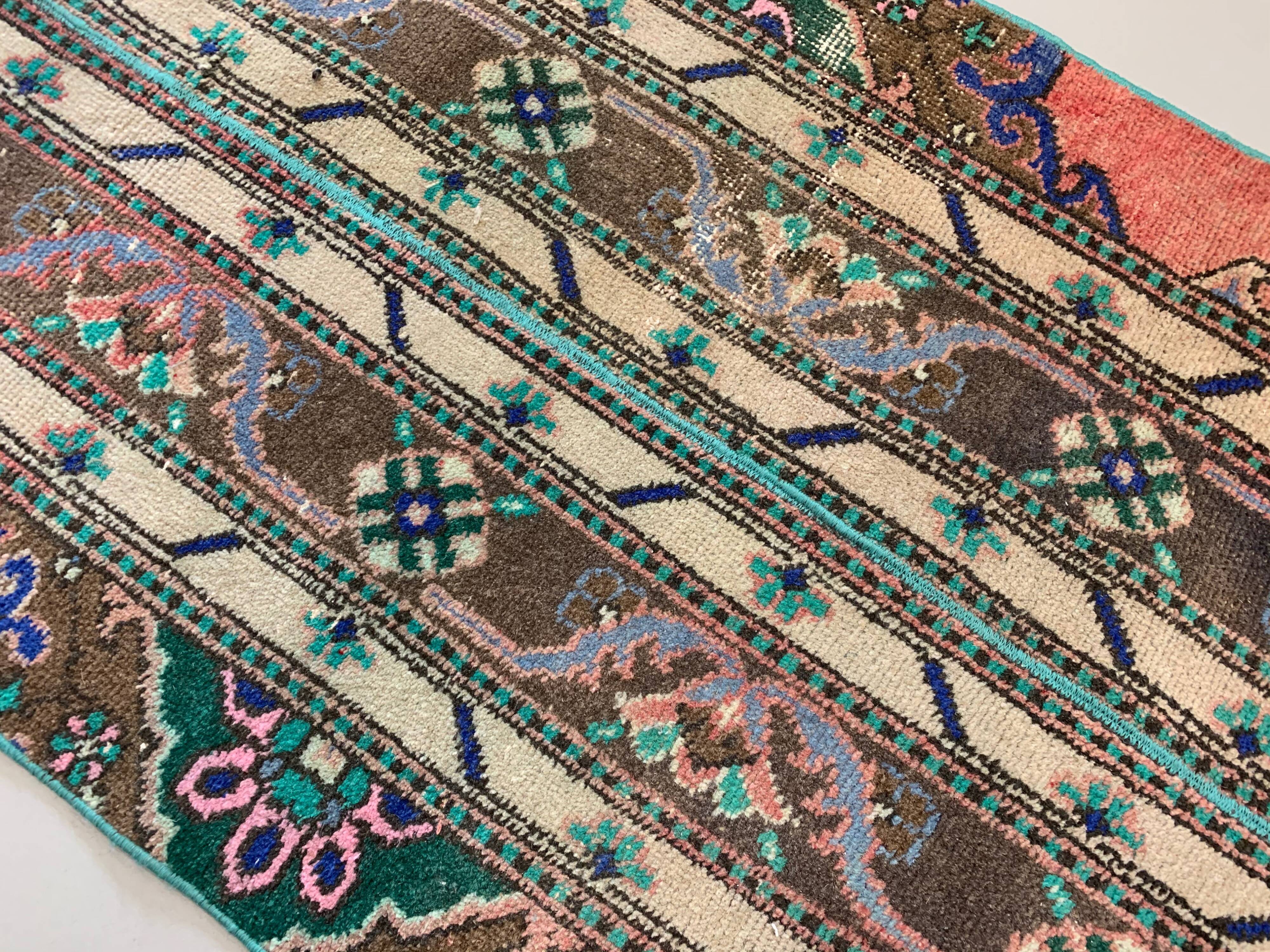 Distressed Turkish Rug 110x74 cm Vintage Shabby, Runner, Green, Brown Small