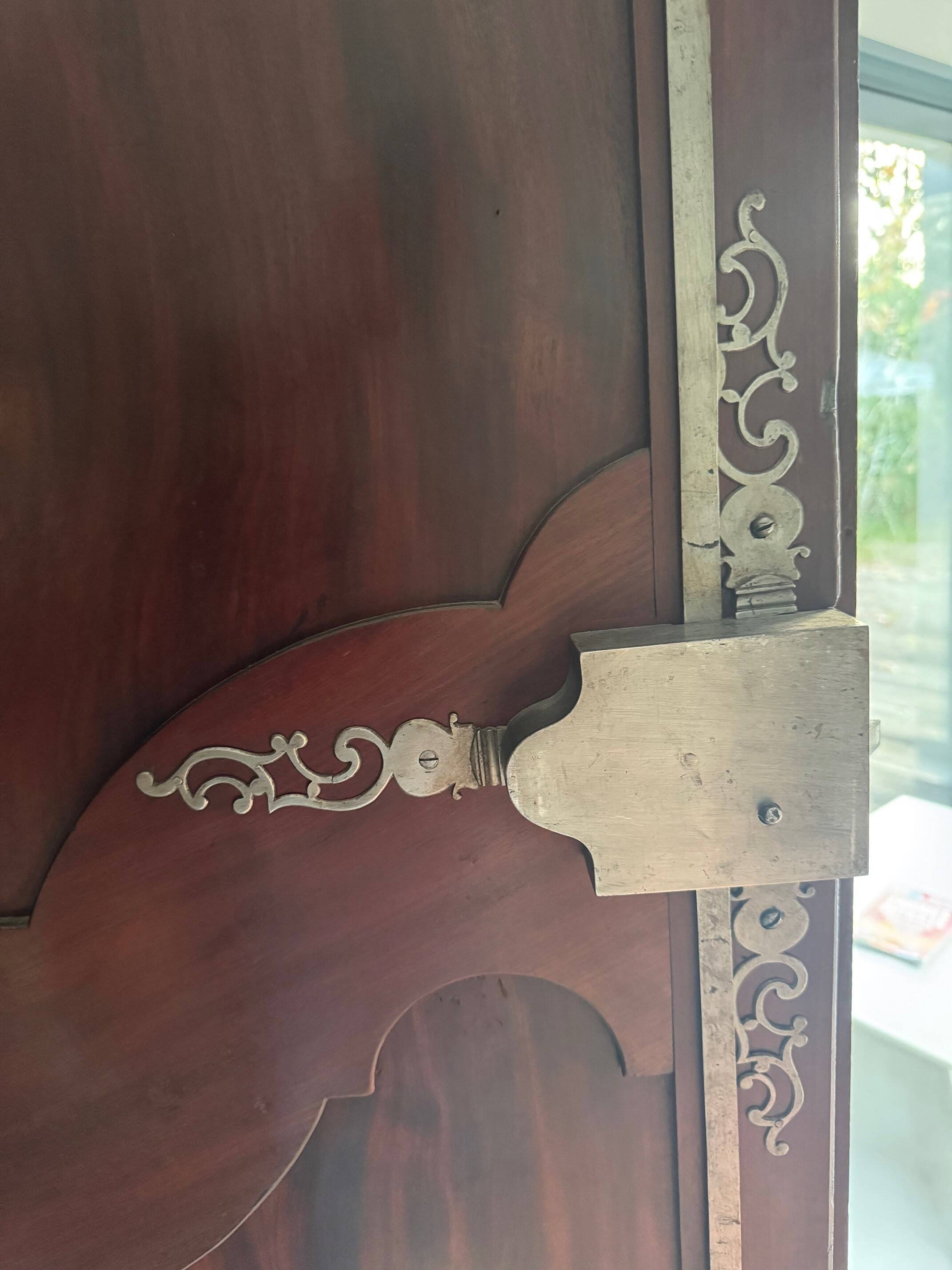 18th-century Bordeaux-style wardrobe in solid Cuban mahogany