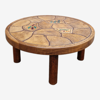 Round coffee table 1960 circa