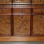 Buffet vintage en noyer burr avec vitres et éclairage, style Art Deco