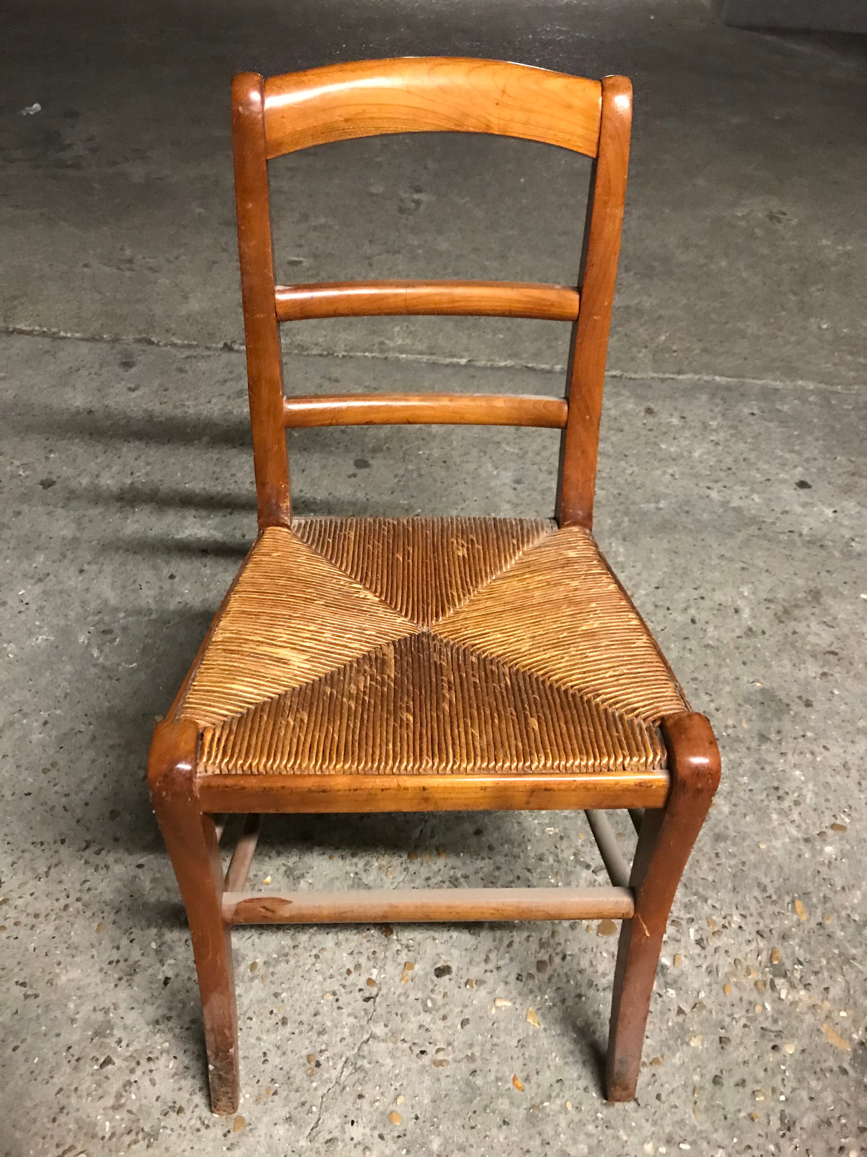 Set of 6 old straw chairs