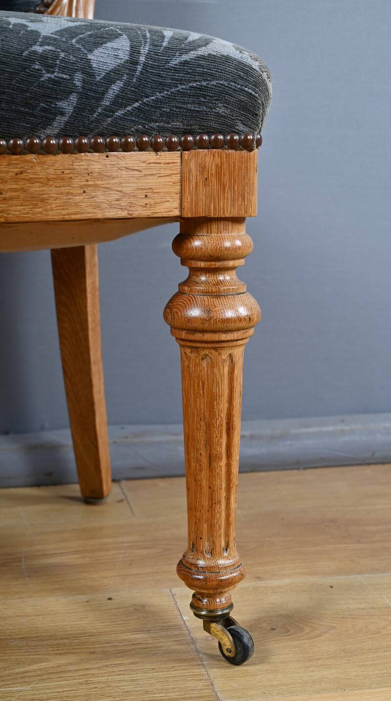 Paire de chaises en chêne, style Louis-Philippe, milieu XXème