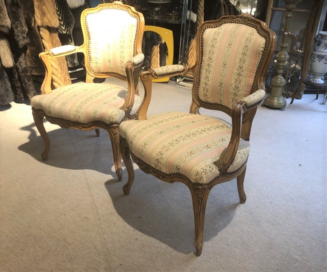 Pair of old armchairs Decor Rocaille Louis XV Bois Massif Fabric