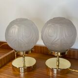 Vintage globe table lamp in worked glass