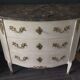 Commode patinée style Louis XV
