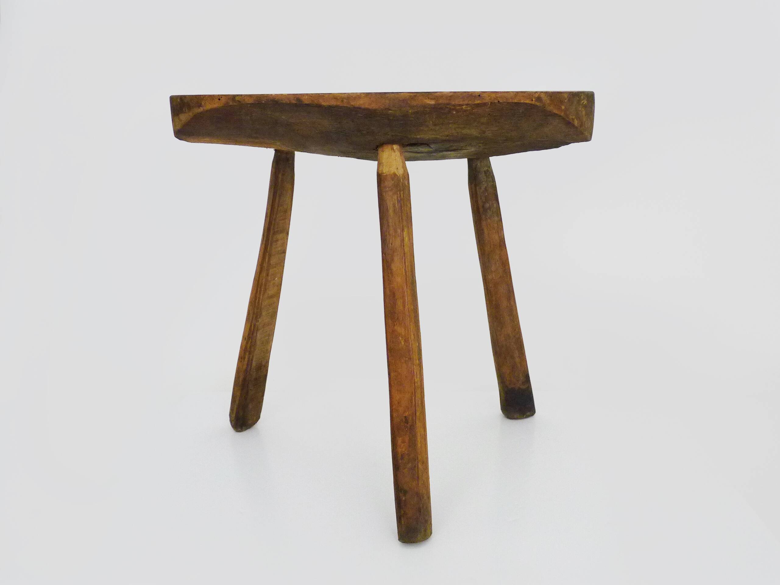 Tripod trading stool, peasant art Ariège, France nineteenth century